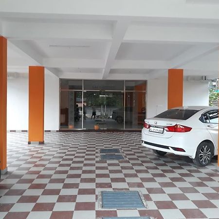 Dadd'S Extended Stay Ernakulam Buitenkant foto